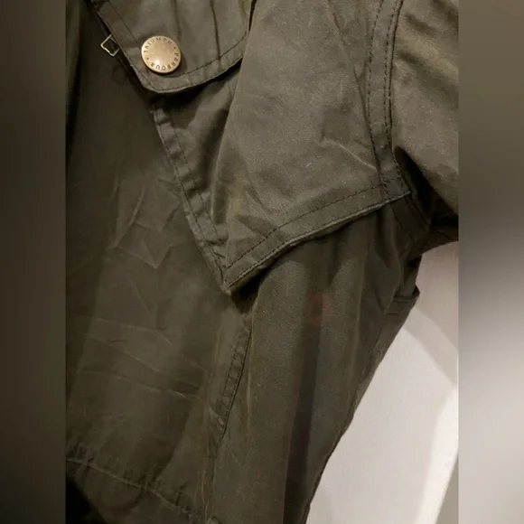 Triumph Motorcycles Barbour International Original Waxed Cotton Jacket - Picture 9 of 11